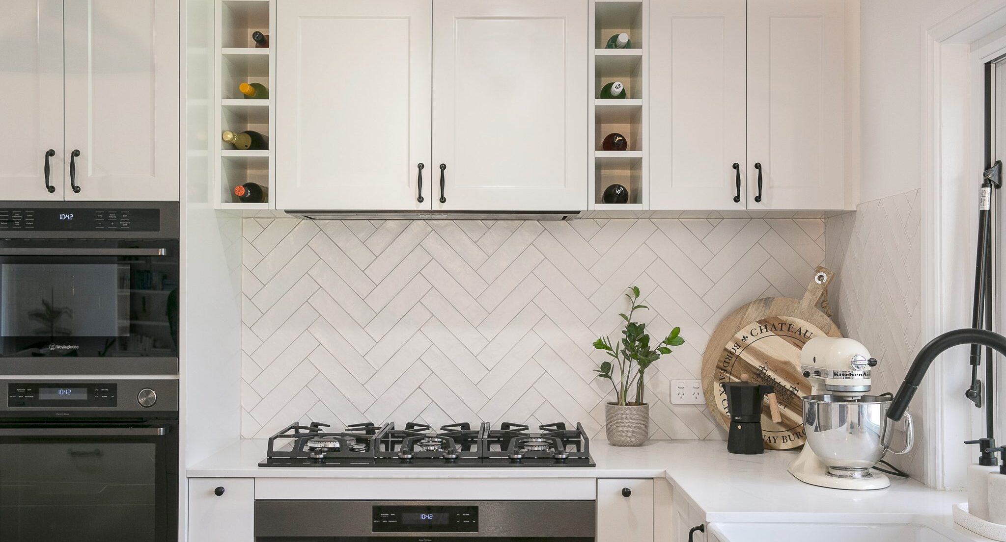 Refined kitchen