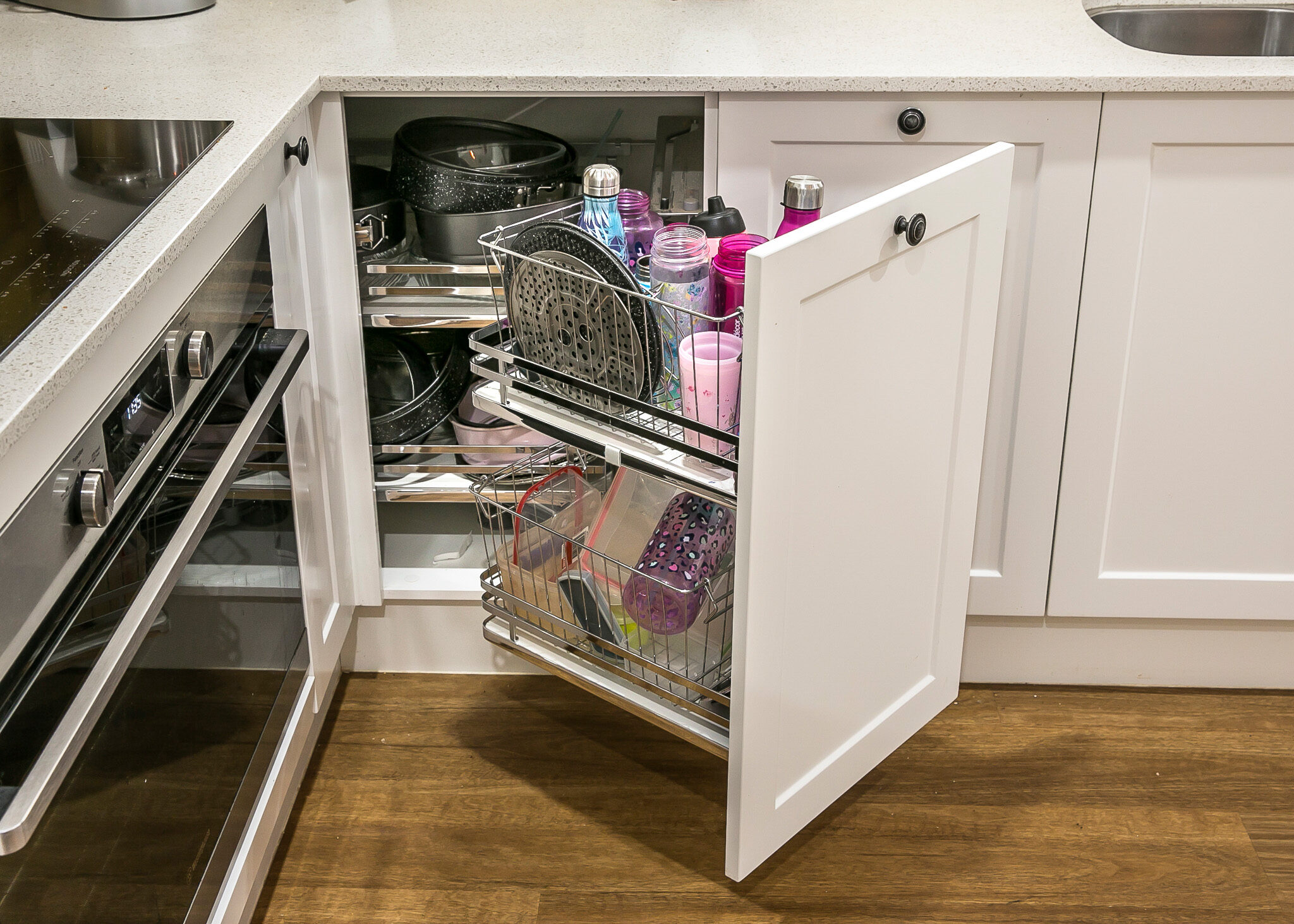 Clever corner storage cupboard